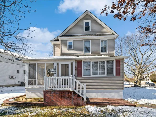 1028 E Broadway, Woodmere, NY 11598