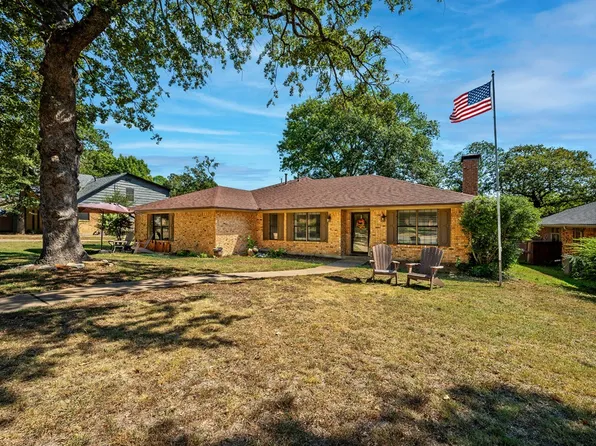 608 Queens Rd, Denison, TX 75020