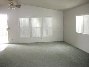 2nd image of 32 Clipper Ln