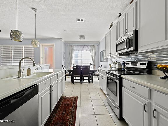 4th image of 11251 Campfield Dr Unit 4106