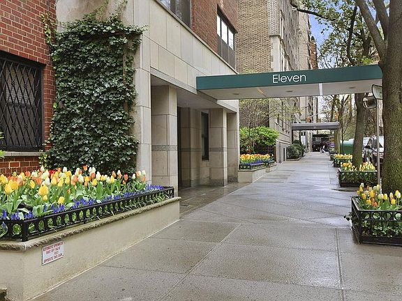 5th image of 11 E 87th St APT 3A