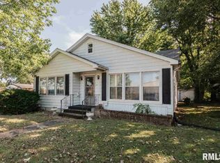 412 N 17th St, Murphysboro, IL 62966