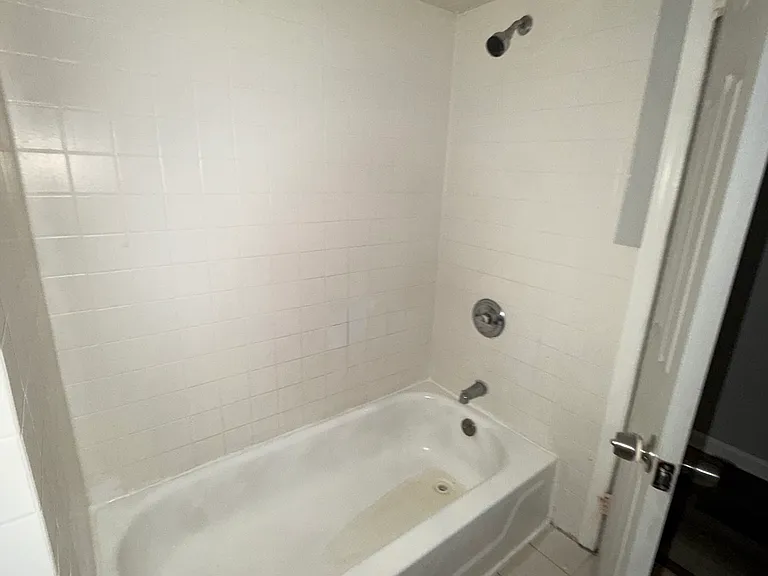 220 3rd St #3B — Photo 10