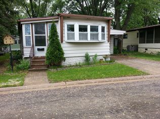 85 Tollview Rd, Elgin, IL 60123