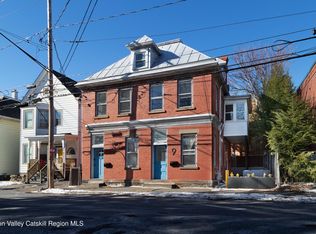 9 Brewster St, Kingston, NY 12401