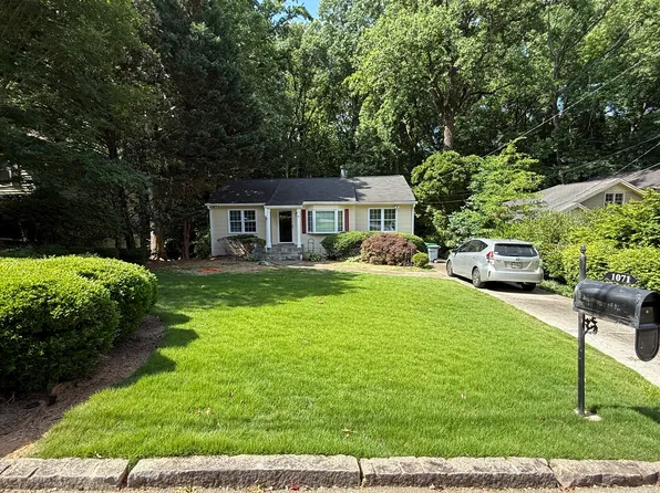 1071 Country Ln, Atlanta, GA 30324