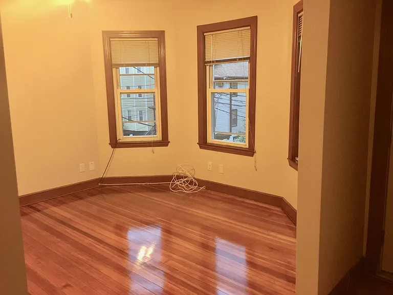 56 Fairmont St — Photo 6