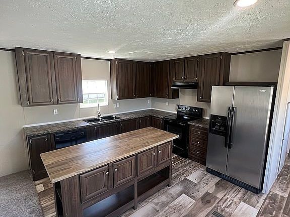 3rd image of 3461 Melissa Way
