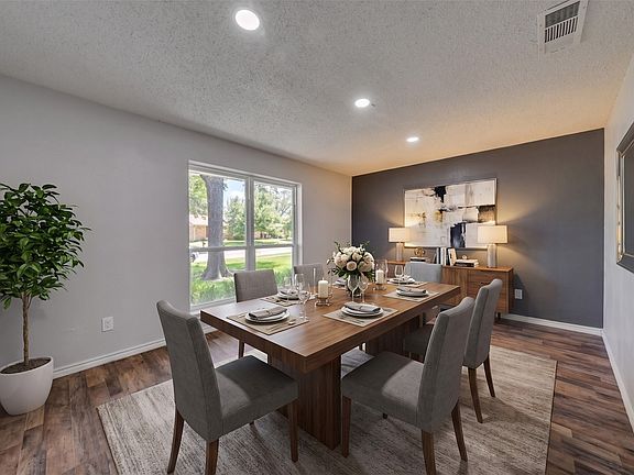 3rd image of 3011 Portsmouth Dr