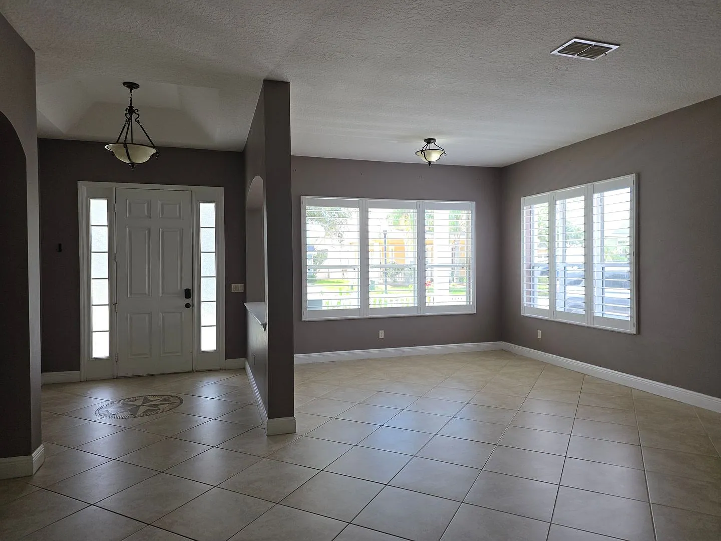 Four Bedroom Home at Emerald Estates in Avalon Park — Photo 3