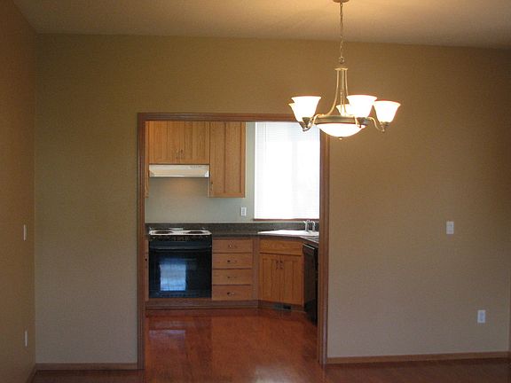 4th image of 9202 NE 164th Ave