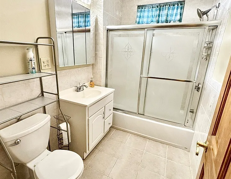 64 Paris St #1 — Photo 10
