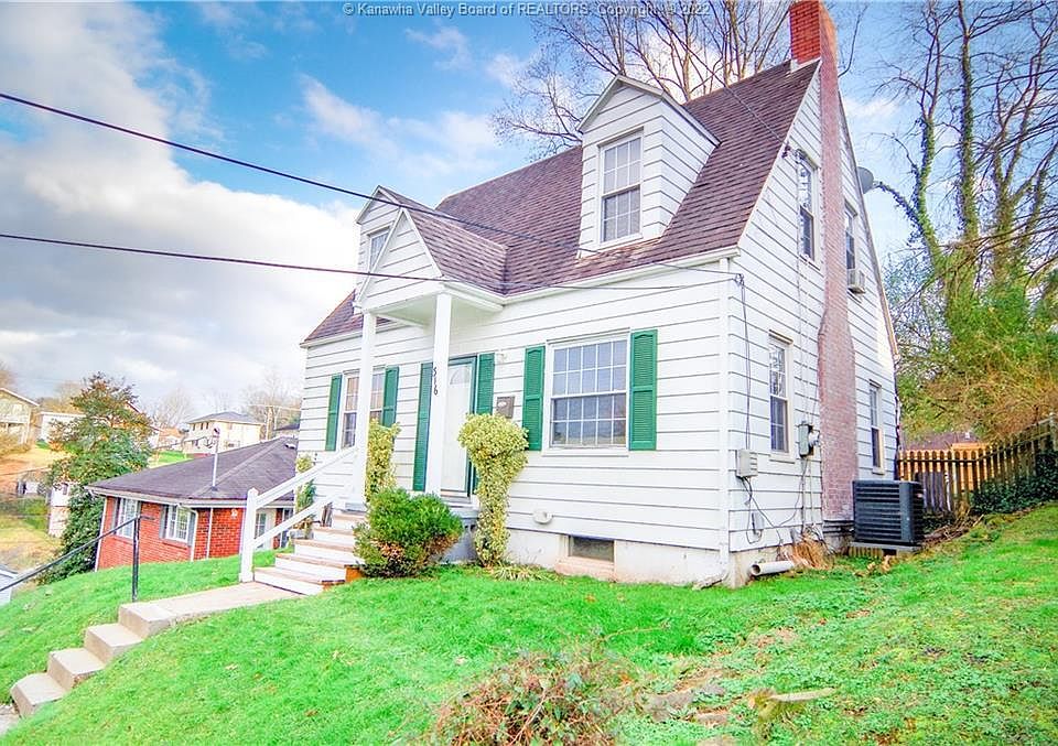 1st image of 316 Monroe St