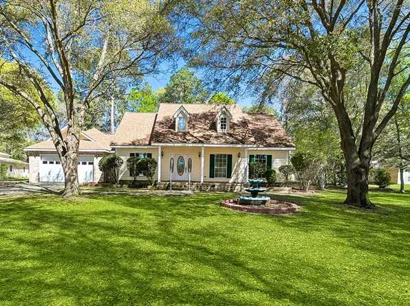 18 Point View Dr, Carriere, MS 39426