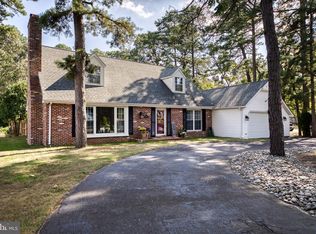 1301 Goldfinch Ln, Millville, NJ 08332