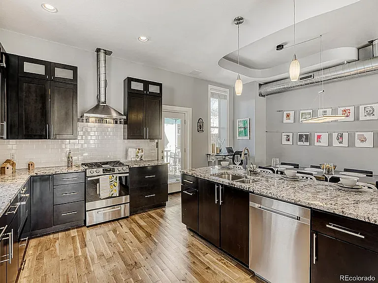 Open kitchen