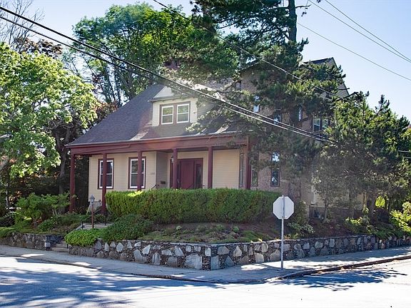 3rd image of 1231 Robeson St