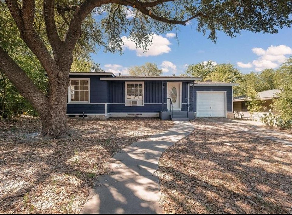 1st image of 306 Sumner Dr