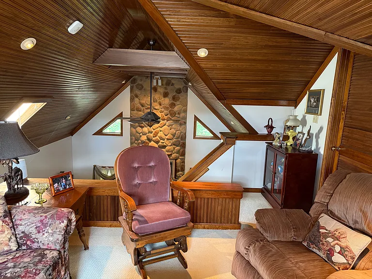 87 Smith Dr — Photo 11