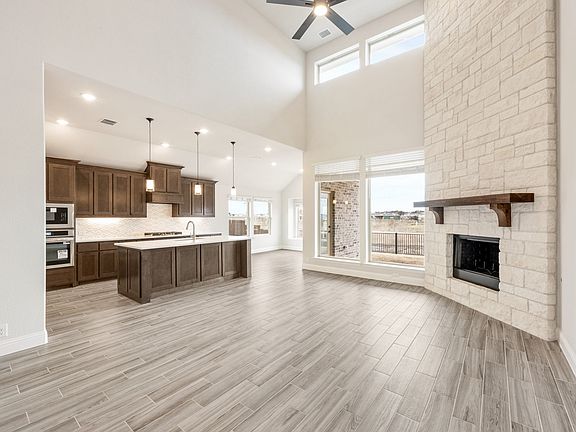 7th image of this home