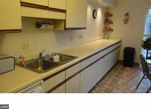 5th image of 1694 McKnight Ln #44