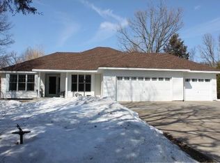3459 208th Ln NW, Oak Grove, MN 55303