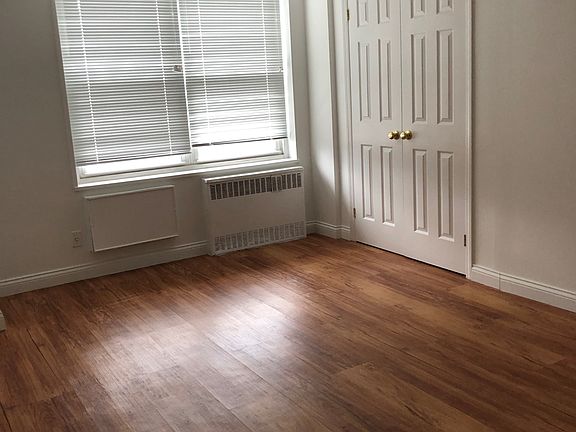 4th image of 747 10th Ave APT 23D