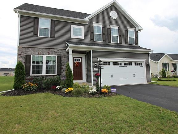 2nd image of 38 Stoneledge Way