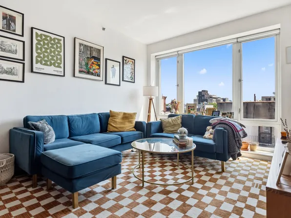 541 Washington Avenue 507 image 3 of 9