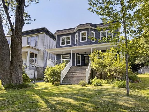 4th image of 26 Seely St