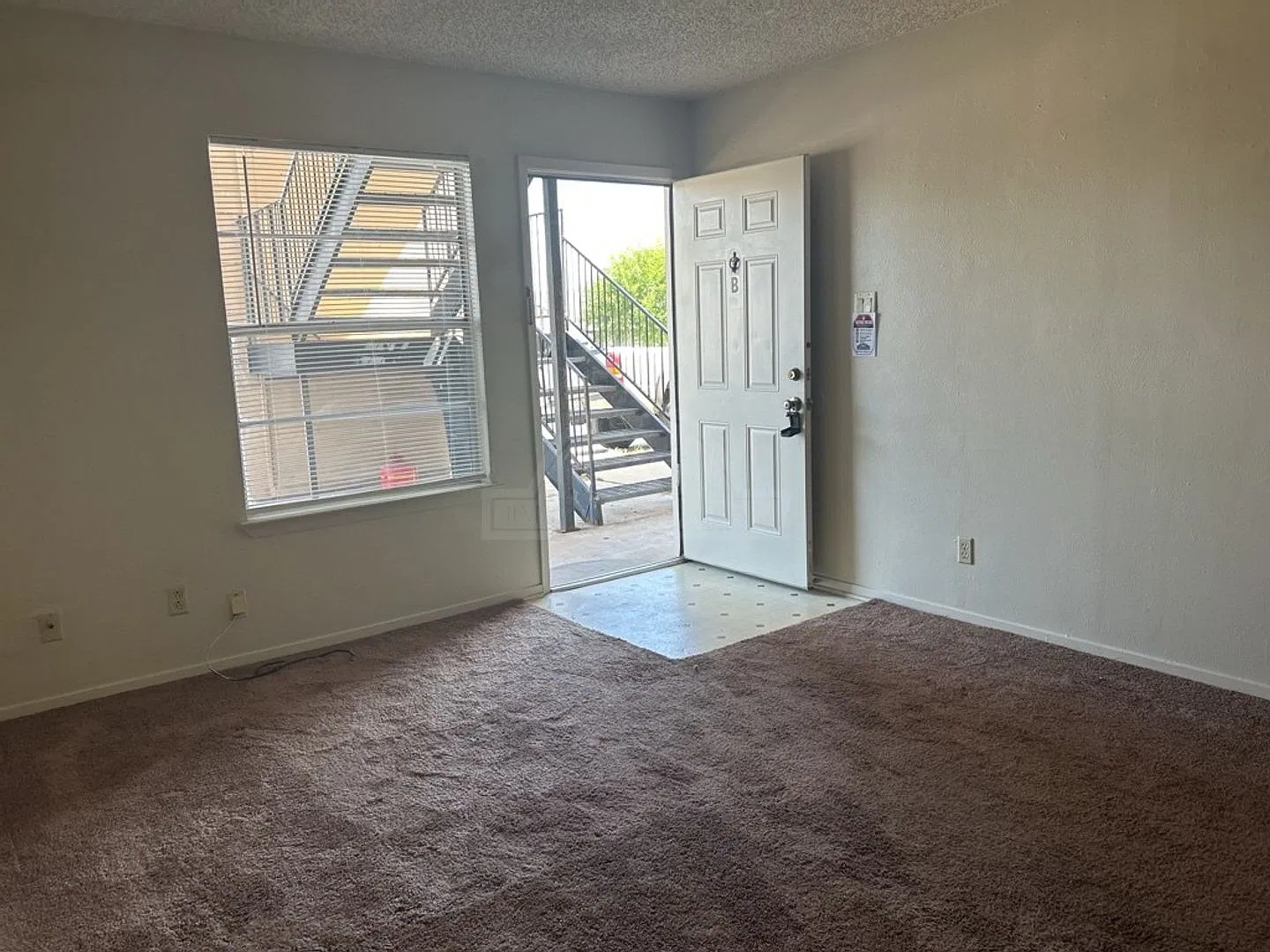 1311 Quail — Photo 3