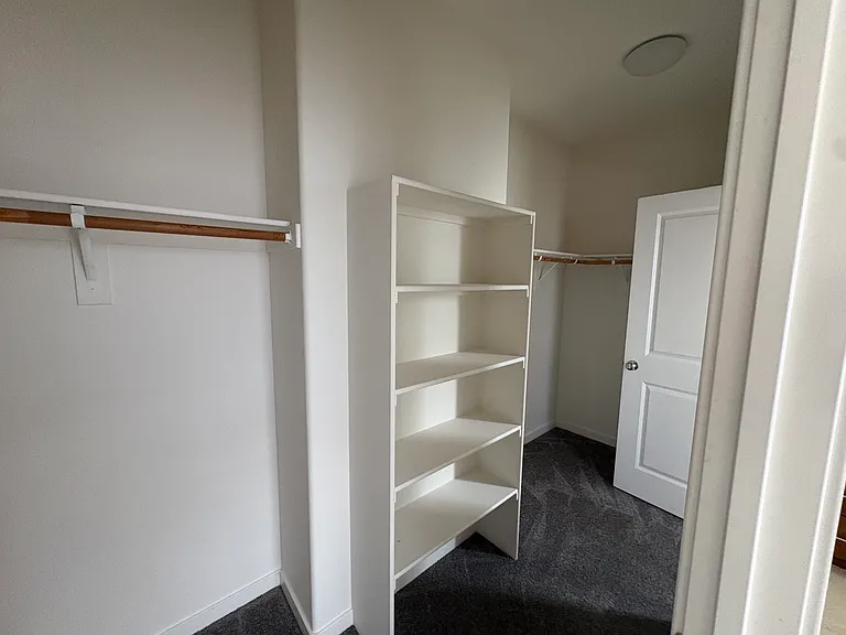 1072 Mariners Dr — Photo 3