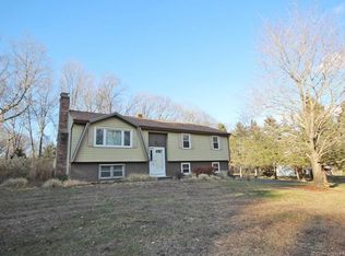 76 Sillimanville Rd, East Hampton, CT 06424