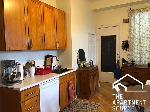 5th image of 1524 N Milwaukee Ave #3a9mcfbpp