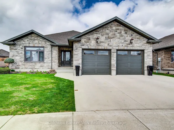 1025 Reserve Ave S, North Perth, ON N4W 0B5