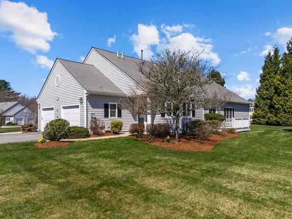 25 Village Way #25, Westport, MA 02790