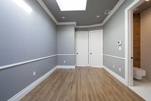 Rented by Brooklyn Group | media 30