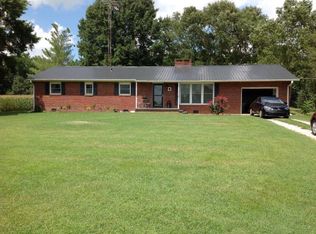 306 Donoho Levee Rd, Palmersville, TN 38241