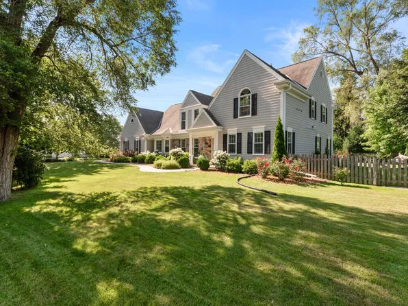 501 East Freistadt ROAD, Thiensville, WI 53092