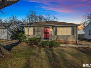 2524 S Walnut St, Springfield, IL 62704