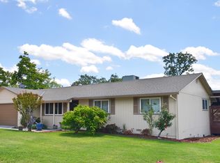 4035 Saint Nicholas Ave, Redding, CA 96003