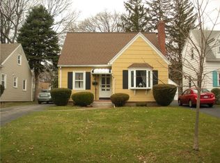 46 Stonecliff Dr, Rochester, NY 14616