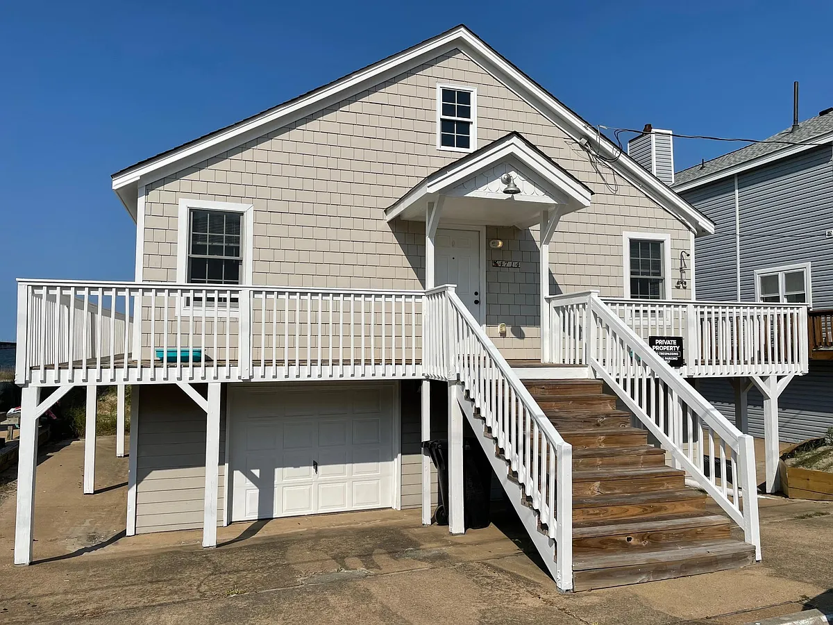 Building Photo - 4714 Ocean View Ave