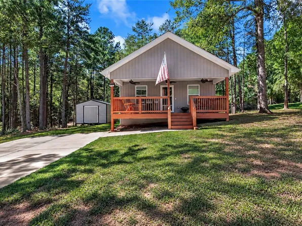 209 Crystal Ln, Walhalla, SC 29691