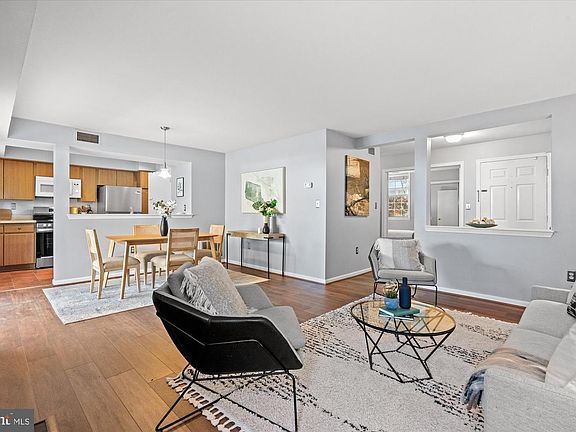 3rd image of 4525 28th Rd S Unit D
