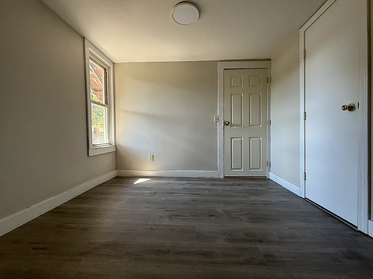 33 N Main St #3 — Photo 6