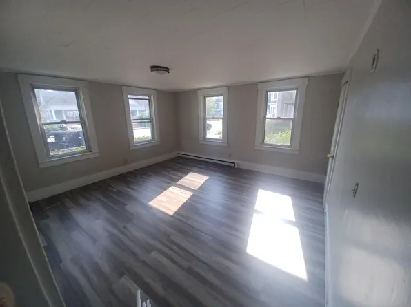85 Elm St #3, Milford, NH 03055
