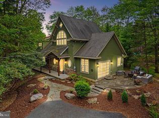 7 Red Oak Rd, Lake Harmony, PA 18624