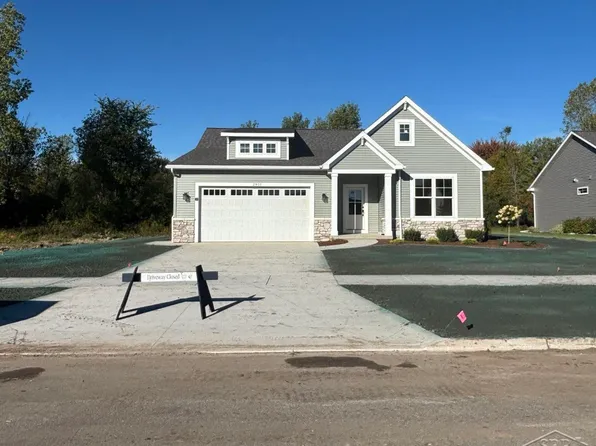 2911 Makenna St, Saginaw, MI 48603