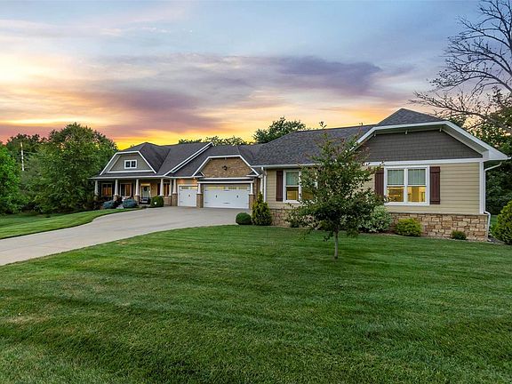 4th image of 161 Prestonwood Trl
